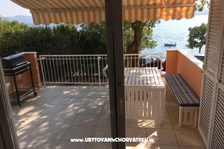 Apartmani Ana, Marta, Bruno – foto 6