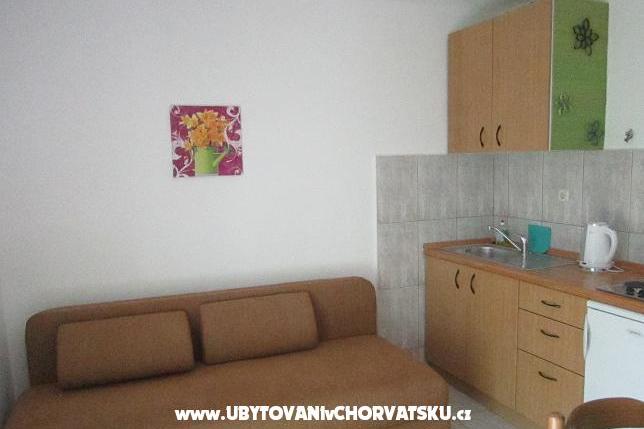 Apartmani Andrea Drvenik – foto 16