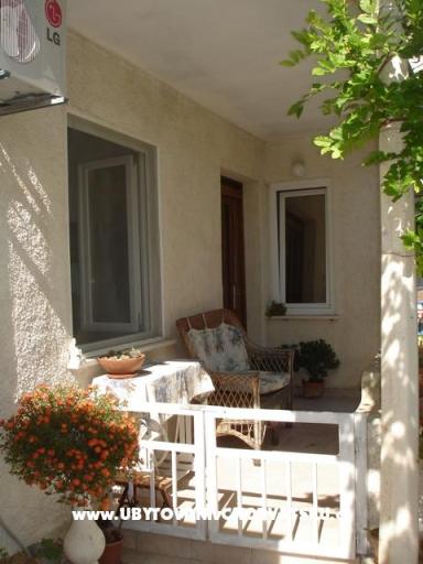 Apartmani Montovjerna – foto 6