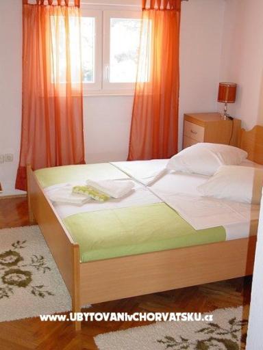 Apartmani Clarus Mare – foto 8