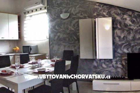 Apartmani Peroj 4**** – foto 2