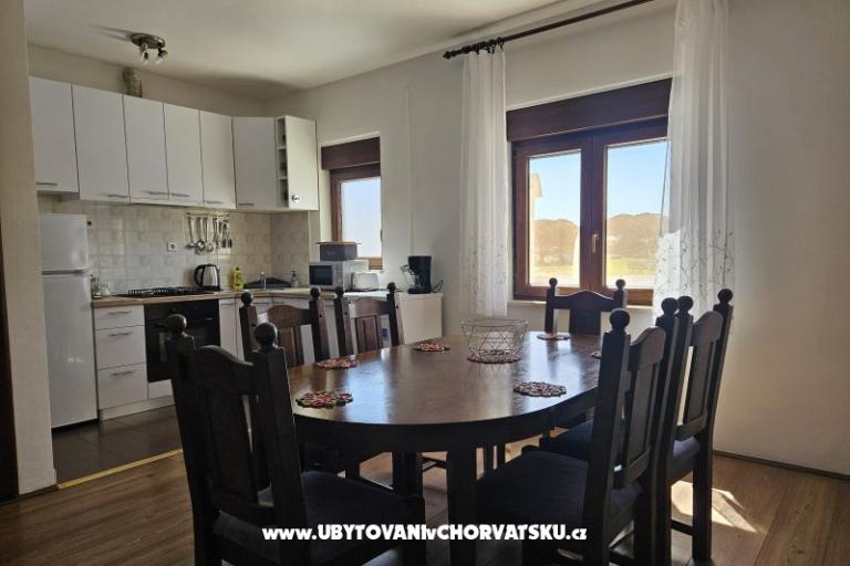 Apartmani Rudez - pool - jacuzzi  – foto 11