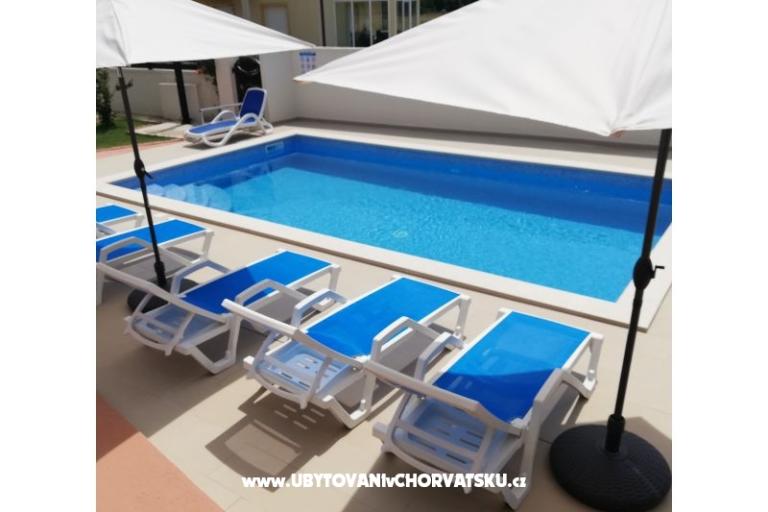 Apartmani Rudez - pool - jacuzzi  – foto 17