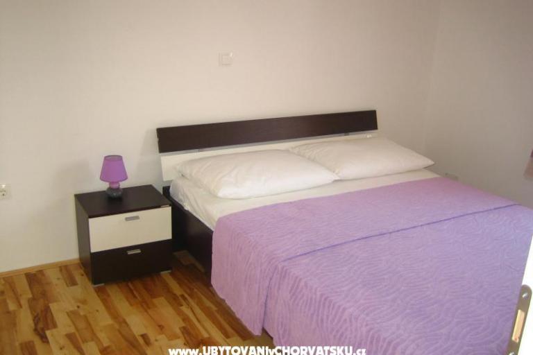 Apartmani Roje Sv. Filip i Jakov – foto 12