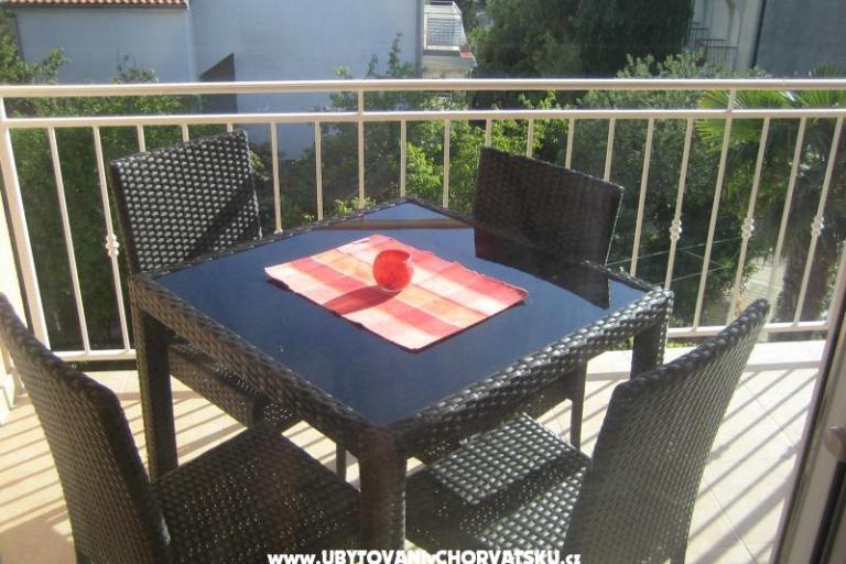 Apartmani Roje Sv. Filip i Jakov – foto 3