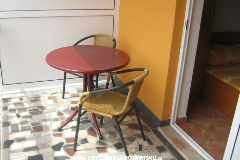Apartmani Mirnna – foto 10