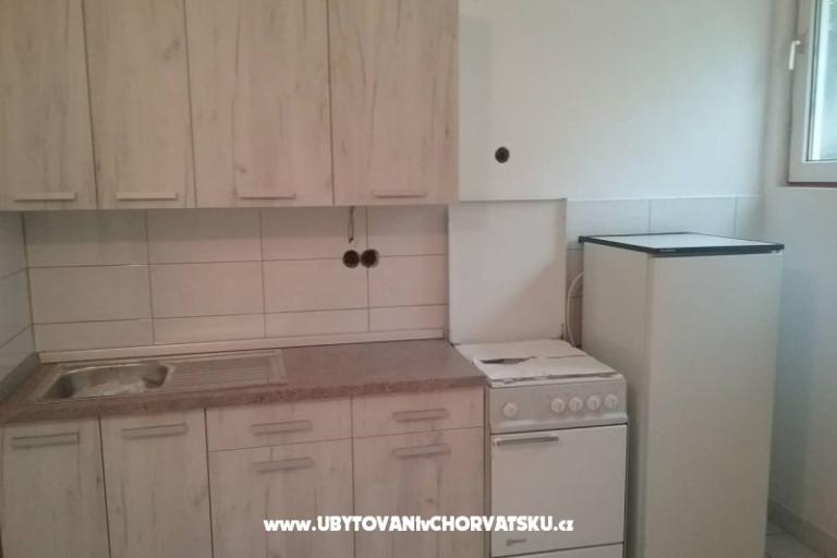 Apartmani &amp; rooms Brist – foto 18