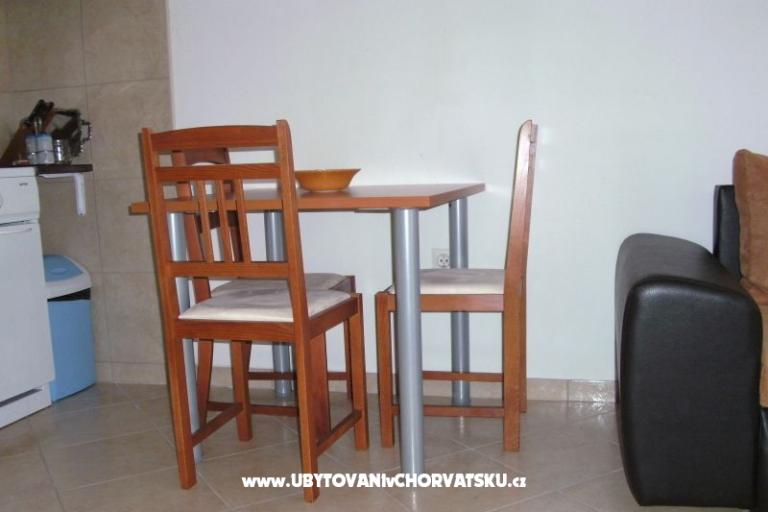 Apartmani &amp; rooms Brist – foto 3