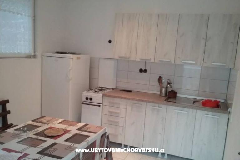 Apartmani &amp; rooms Brist – foto 8