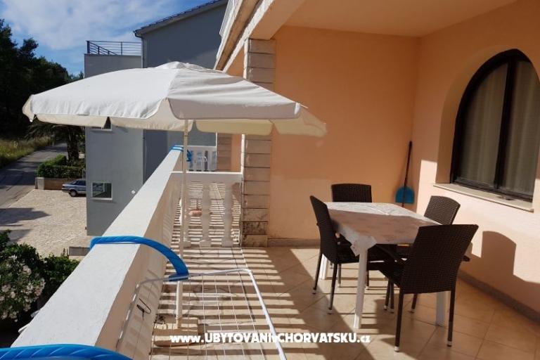 Apartmani Komarica – foto 13