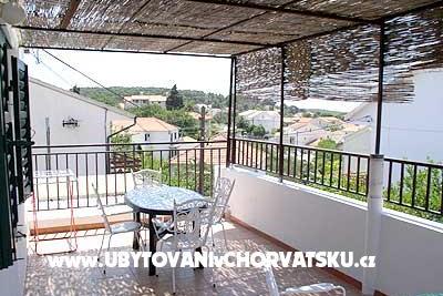Apartmani TUDOR HOUSE – foto 6