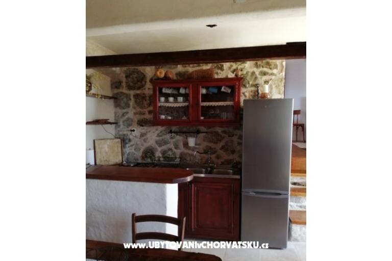 Kamena kuća za odmor Ostojić – foto 14