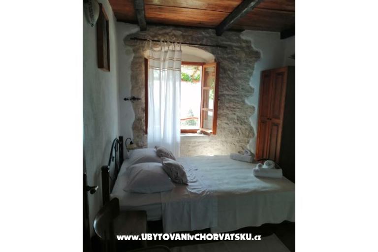 Kamena kuća za odmor Ostojić – foto 6