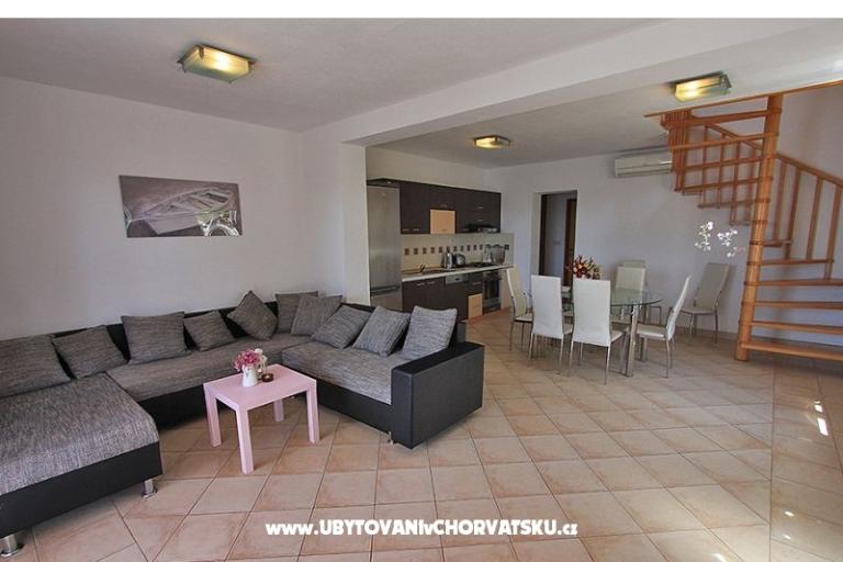 Beachfront Apartmani Baricevic wit – foto 3