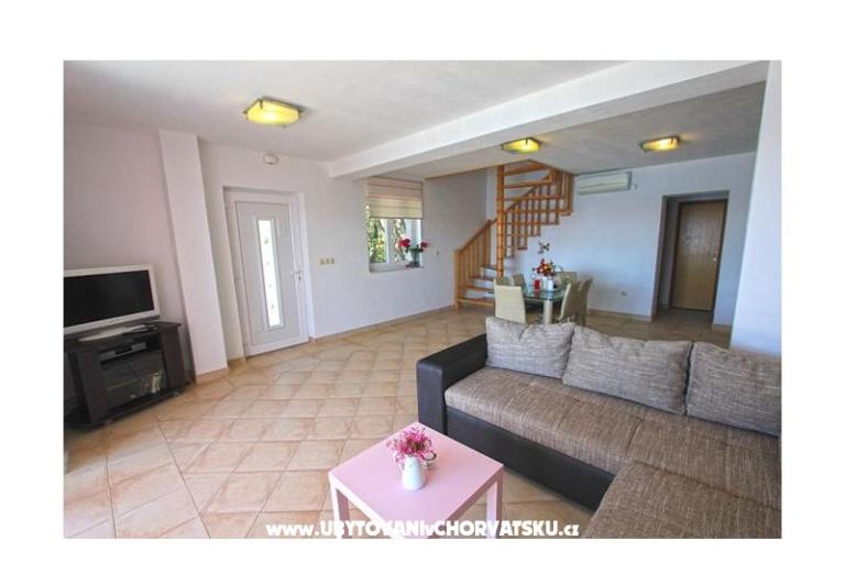 Beachfront Apartmani Baricevic wit – foto 7