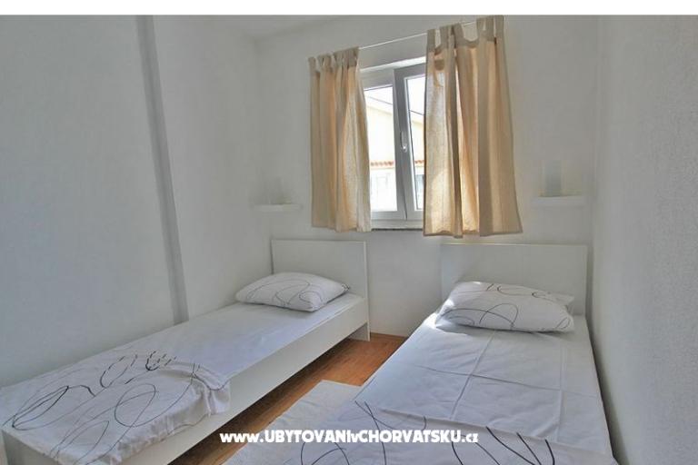 Beachfront Apartmani Amaris – foto 11