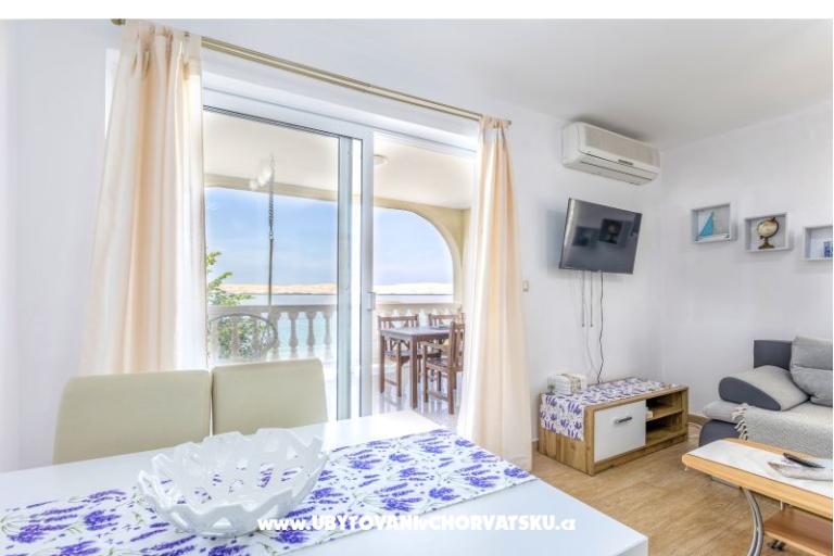 Beachfront Apartmani Laszlo – foto 4