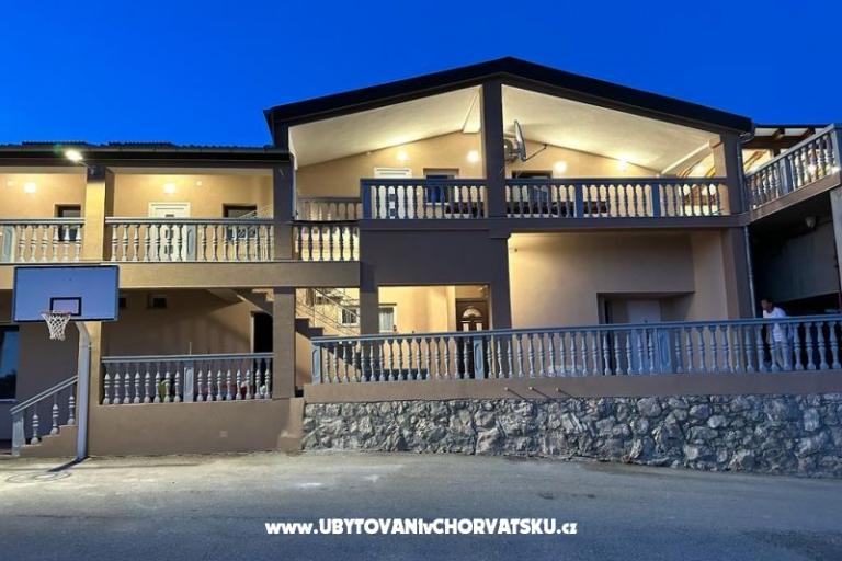Villa Robert 2 sa bazenom Cesarica – foto 14