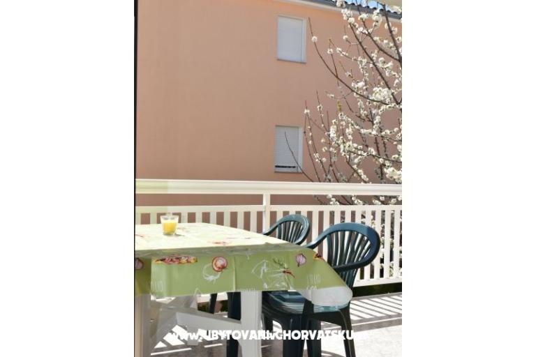 Apartmani Jelena – foto 16