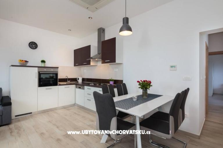 Apartmani Ujaković – foto 2