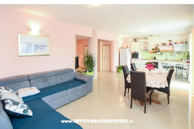 Flora Apartman – foto 11