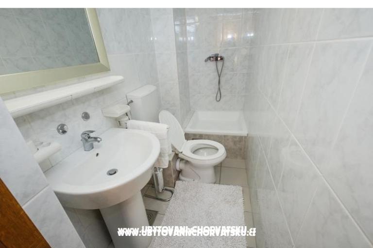 West Apartmani – foto 26