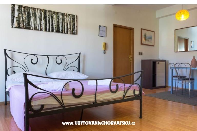 West Apartmani – foto 29