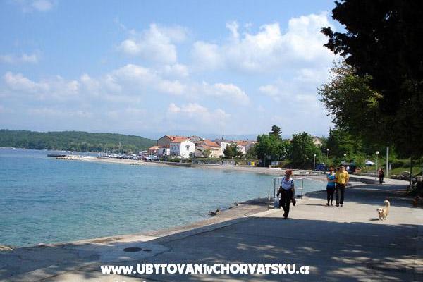 Apartmani Karla  Njivice – foto 9