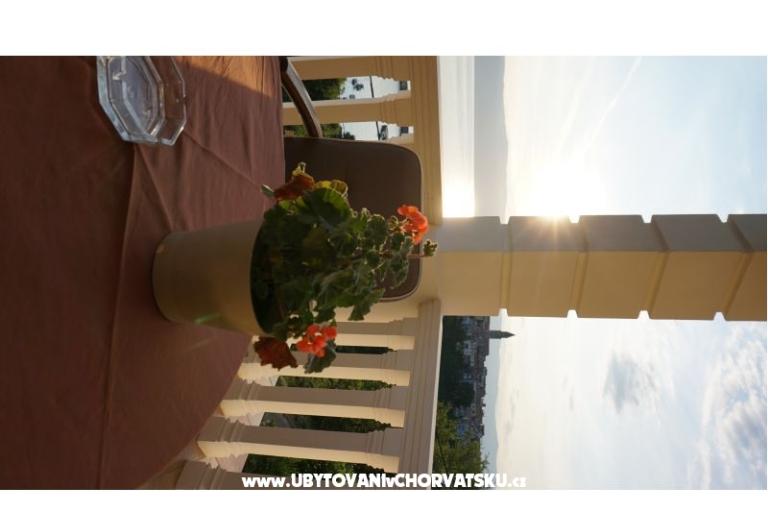 Villa Mirela B&amp;B – foto 4