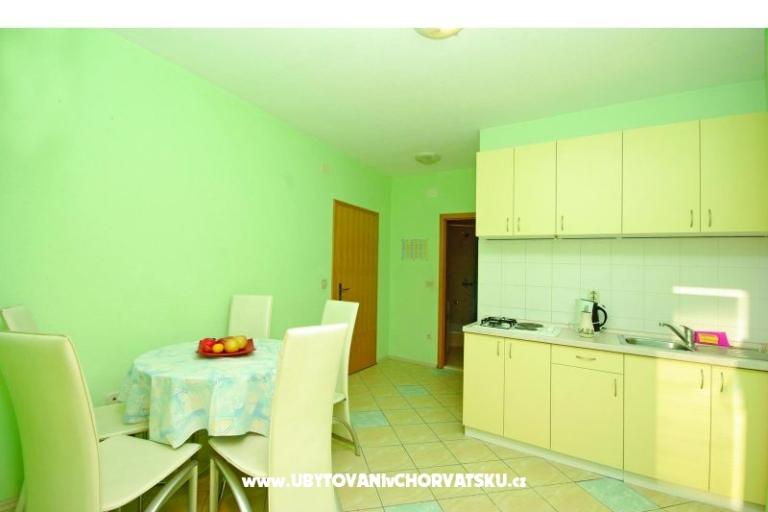 Apartmani Makarska – foto 14