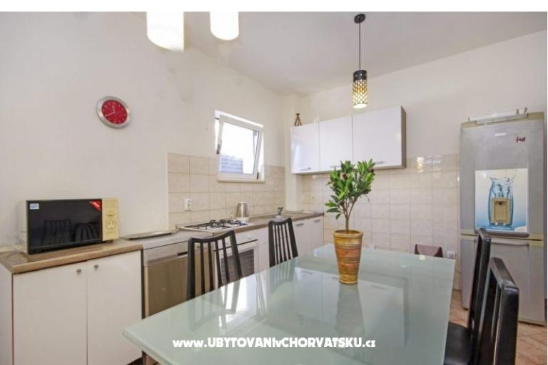 Apartmani Makarska – foto 16