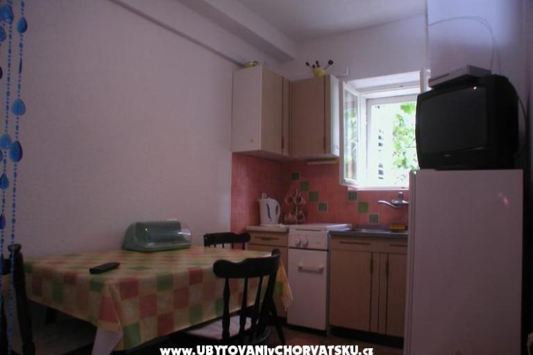 Kaja apartmani Makarska – foto 4
