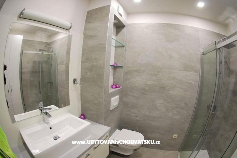 New Modern Apartman Matutu – foto 7