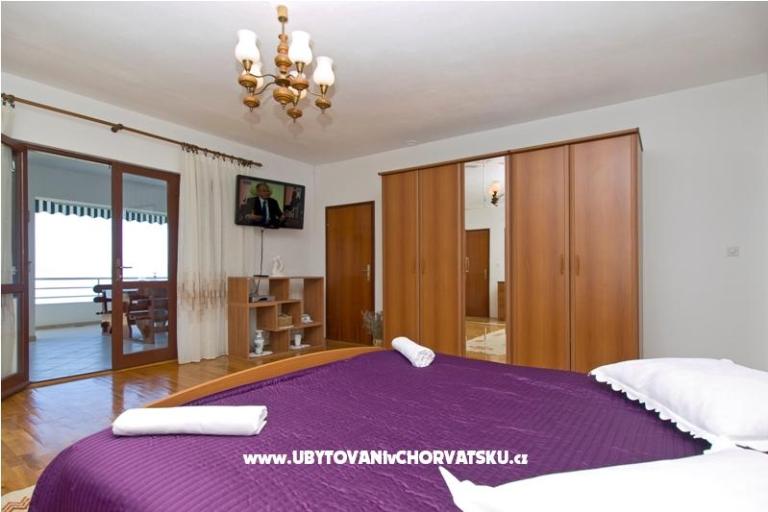 De Lux Apartmani-SWIMMING POOL – foto 14
