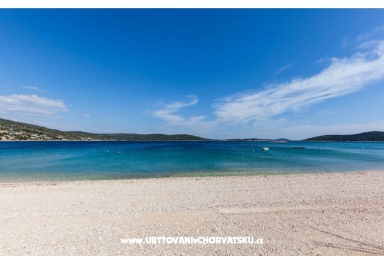 BayBeach Apartmani Sevid – foto 14
