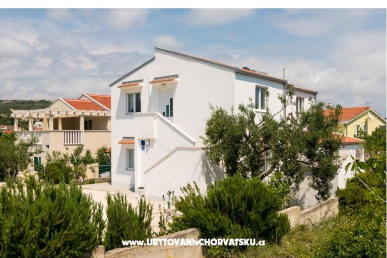 BayBeach Apartmani Sevid – foto 5