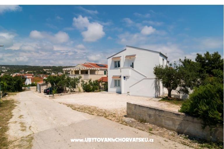 BayBeach Apartmani Sevid – foto 6