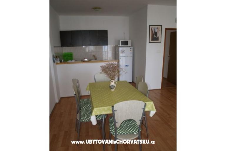 Apartmani Maričić Maslenica – foto 15