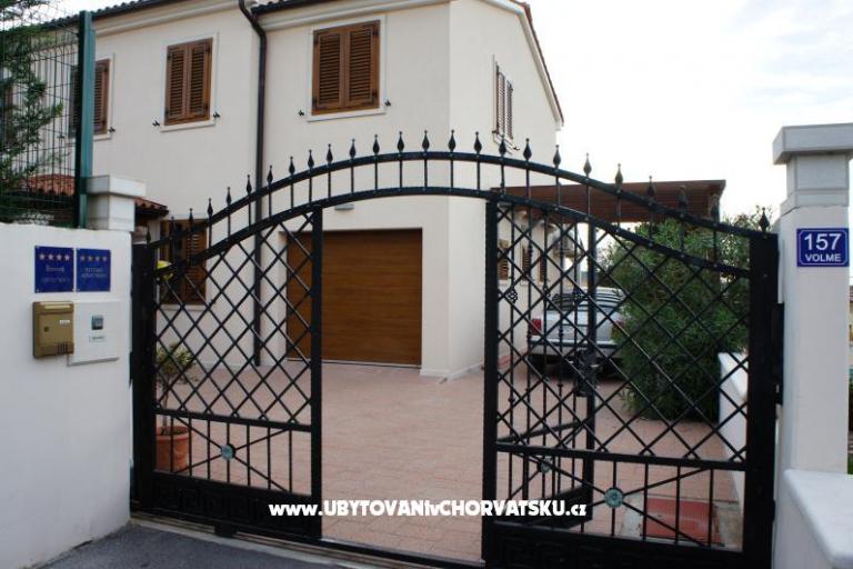 Apartmani sa bazenom Volme – foto 2