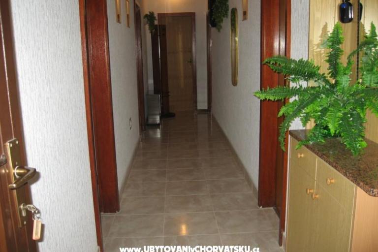  Apartmani Riosa Maria – foto 10