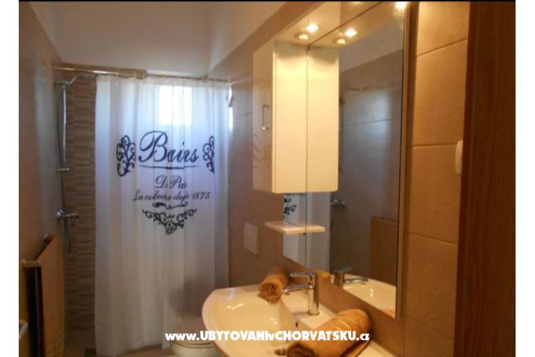 Apartmani AS sa bazenom – foto 26