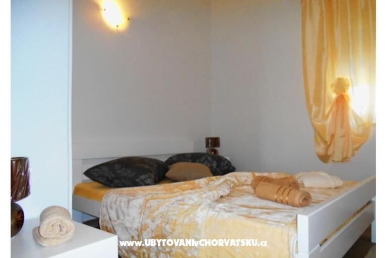 Apartmani AS sa bazenom – foto 27