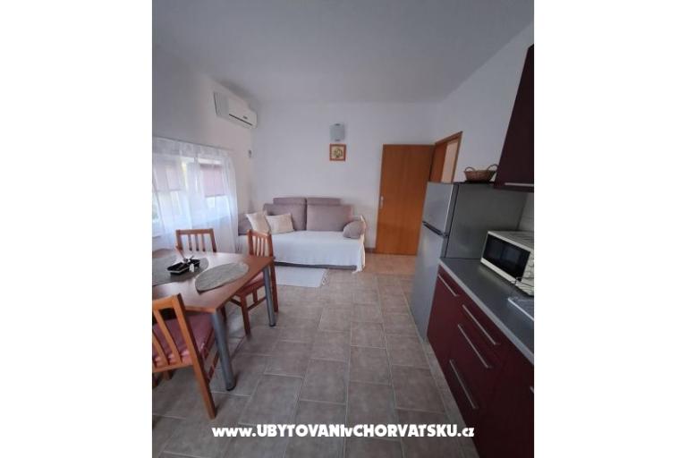Apartmani AS sa bazenom – foto 56
