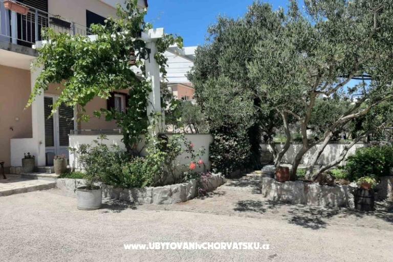 Apartmani Budiša – foto 13
