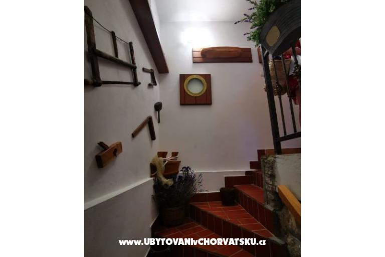 Stara kamena kuca - Apartman Andrij – foto 3