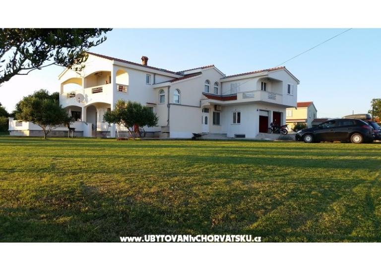 Apartmani Mrdelja Vrsi – foto 3