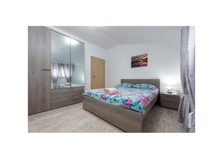 Apartmani Tomislav VRSI-NIN – foto 13