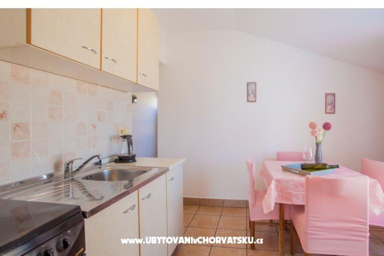 Apartmani Komešić – foto 17
