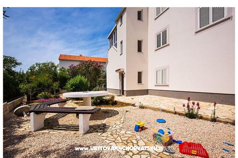 Apartmani Lucija – foto 2