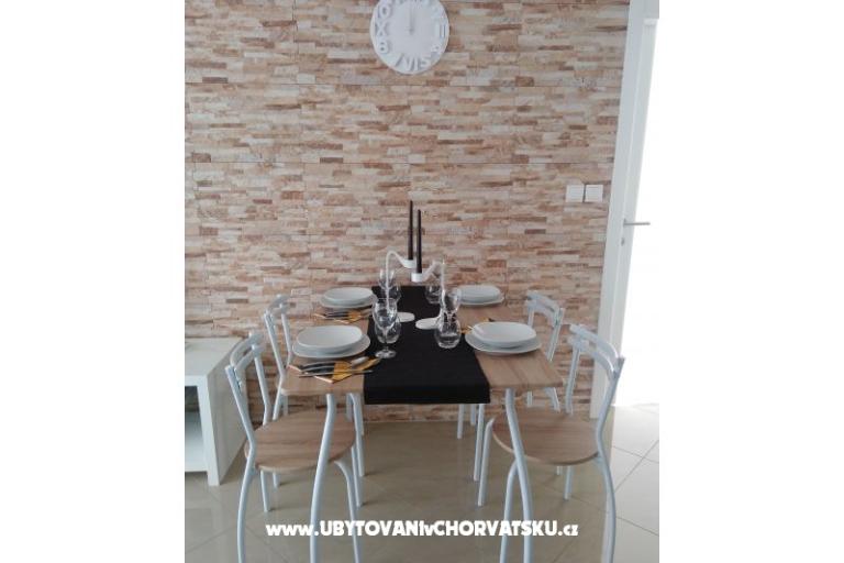 Villa Sky-Exclusive Apartman  – foto 10